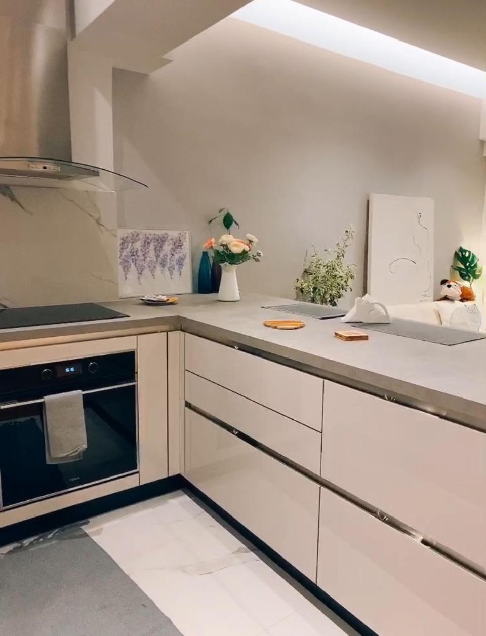 Cozy Newly Renovated 1 Bedroom Apartment In The Heart Of أثينا المظهر الخارجي الصورة